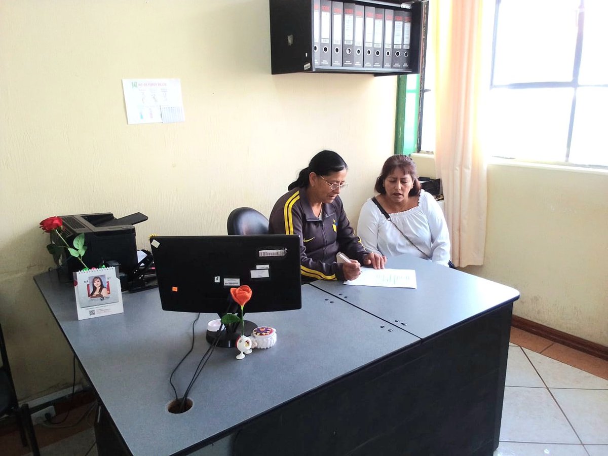 EducacionZ5_Ec's tweet photo. AHORA | Los Distritos Educativos se encuentran trabajando con normalidad en beneficio de los docentes.👩🏻‍🏫👨🏽‍🏫

Estamos realizando la verificación de la documentación 📄 y méritos de los docentes postulantes, del Concurso de Méritos y Oposición.

#ElNuevoEcuadorResuelve 🇪🇨 https://t.co/HAQ74Nuut5