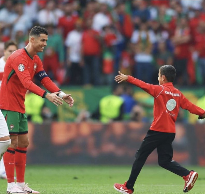 CR7 Brasil tweet media