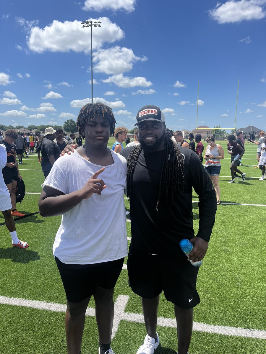 Raphael”Duece”Williams tweet media