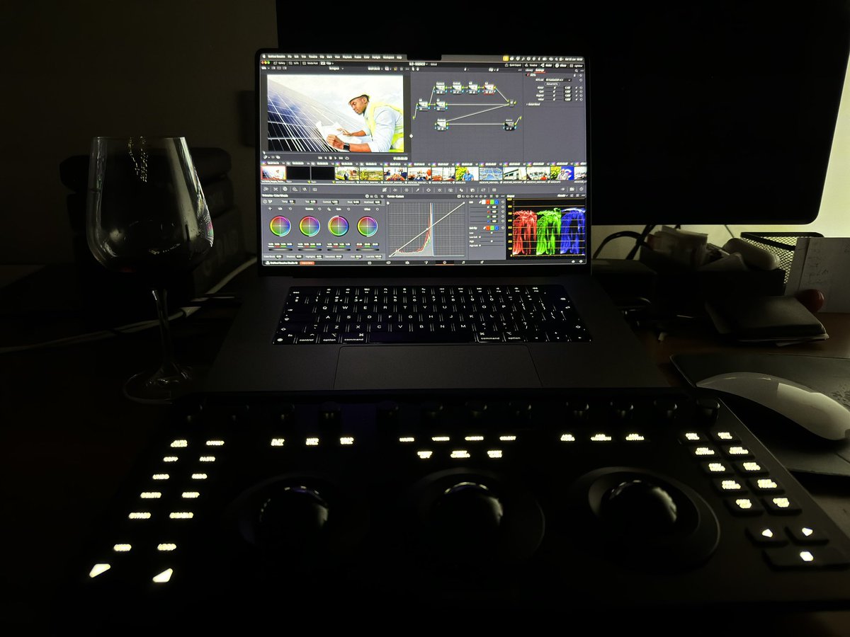 A_Higgins's tweet photo. No power for nearly twelve hours but the colour grading won’t be stopped. #microcolorpanel #blackmagicdesign https://t.co/a04HIXwjYm