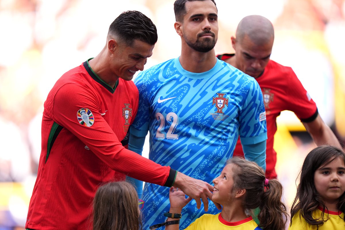 "Tener poder es que la gente te quiera" 😍🐐🇵🇹