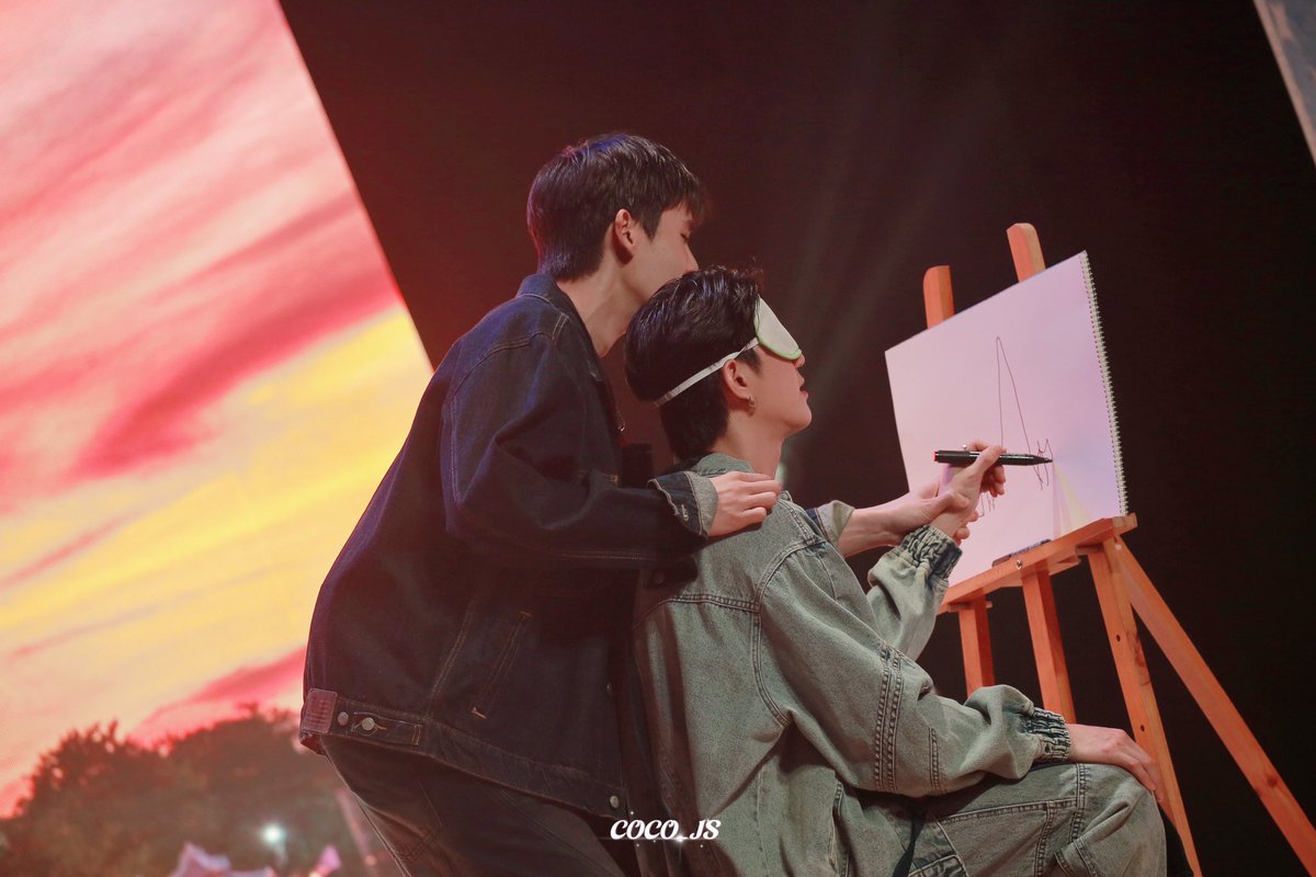 coco_nwh's tweet photo. 👀💜🩵
#JSFANDAYxSEOUL
#Jimmysea
#Jimmyyjp #sea_tawinan https://t.co/7VZo8jC8kV