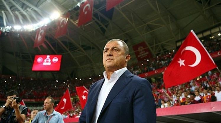 Şimdi Tam Zamanı Hocam🇹🇷

#MilliTakım #Ronaldo