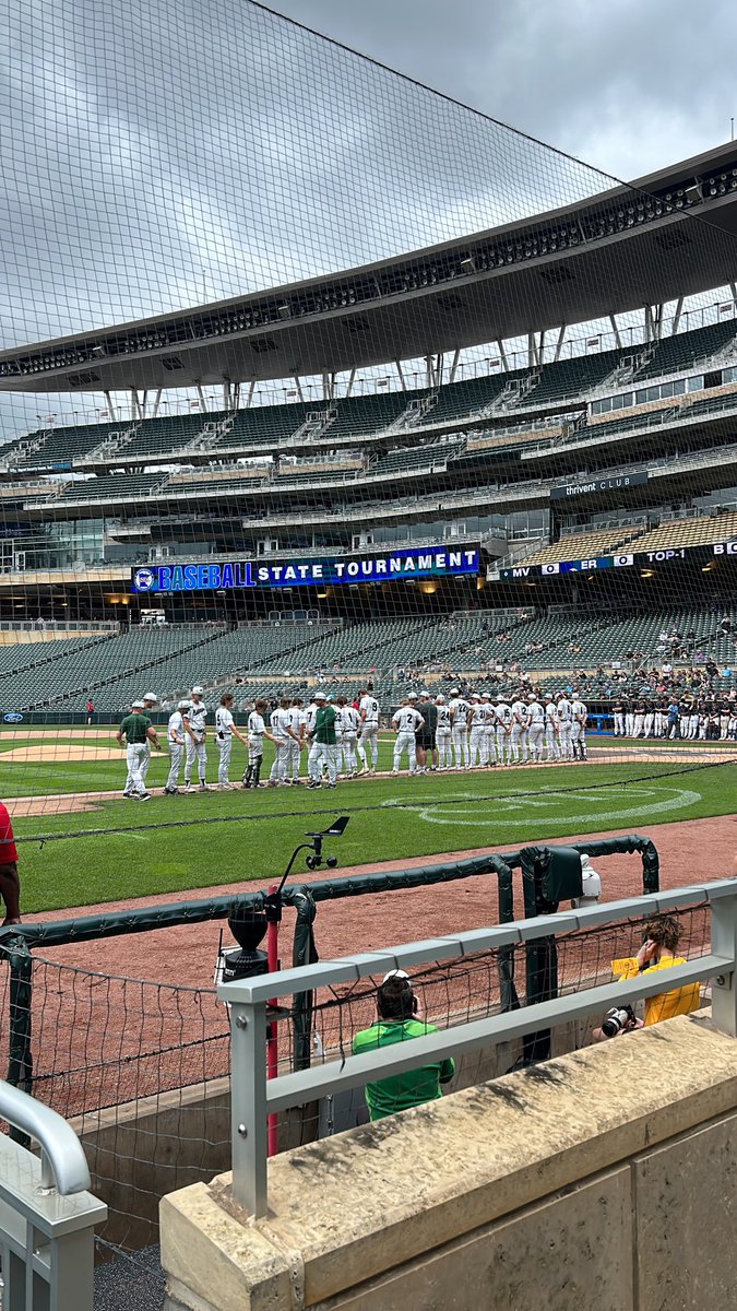 MV vs East Ridge about to start for the state championship