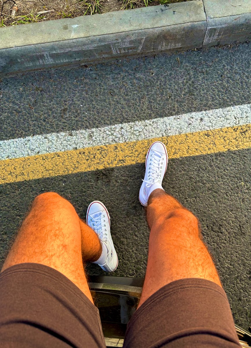 Выкладываю самое пристойное фото, которое на сегодня есть. Мои ножки🔥