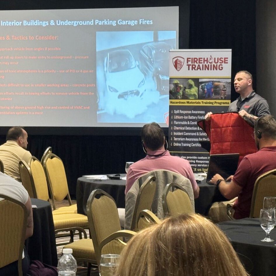 FirehouseTrain1's tweet image. If you learn something new everyday, you can teach something new everyday.🔥🔋#lithiumionbattery #conferencesession #electricvehicle #lawenforcement #healthandsafety #policetraining #firesafety #quebeccity #ontheroadagain