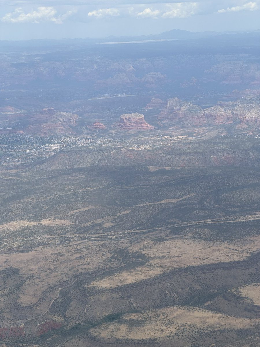 Dr. B, PhD (@drvalleyfever) on Twitter photo I’m really bad about taking photos and xitter but the GRC was fantastic. Very delayed flight home but happy to see this view #grc #fungi <a href="/ElaineBignell/">Elaine Bignell</a> hope you are home too! I’m really bad about taking photos and xitter but the GRC was fantastic. Very delayed flight home but happy to see this view #grc #fungi <a href="/ElaineBignell/">Elaine Bignell</a> hope you are home too!