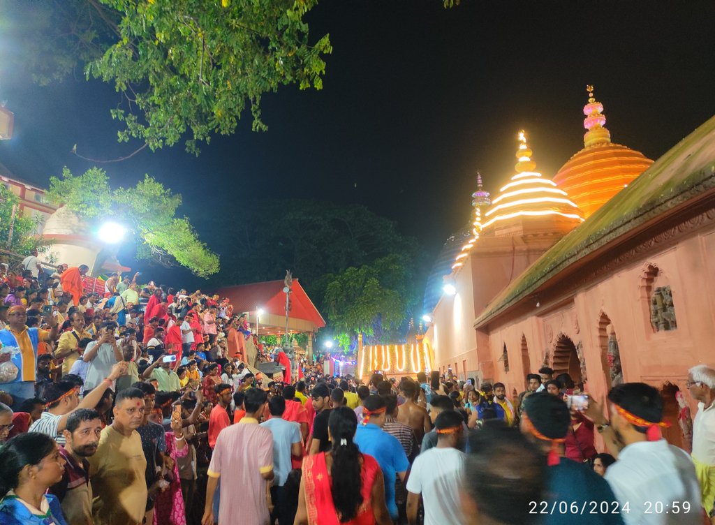 KamakhyaTemple1's tweet image. #Day1 AMBUBACHI MAHAYOG 2024🙏🌺

Photo Courtesy- @SubhamKumarIn