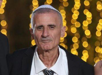 Amnon Mokhtar took a wrong turn into a "Palestinian" town 

For this, he was shot and set on fire in his car.

There is no coexisting with these people.