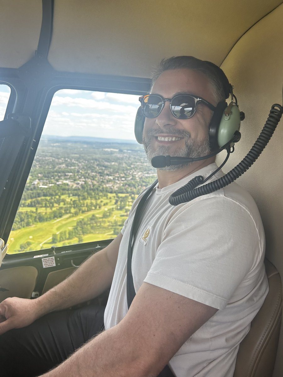 Mrskg2's tweet photo. Top Gun #50thbirthday @MisterSpaarky https://t.co/CebZ94ewQo