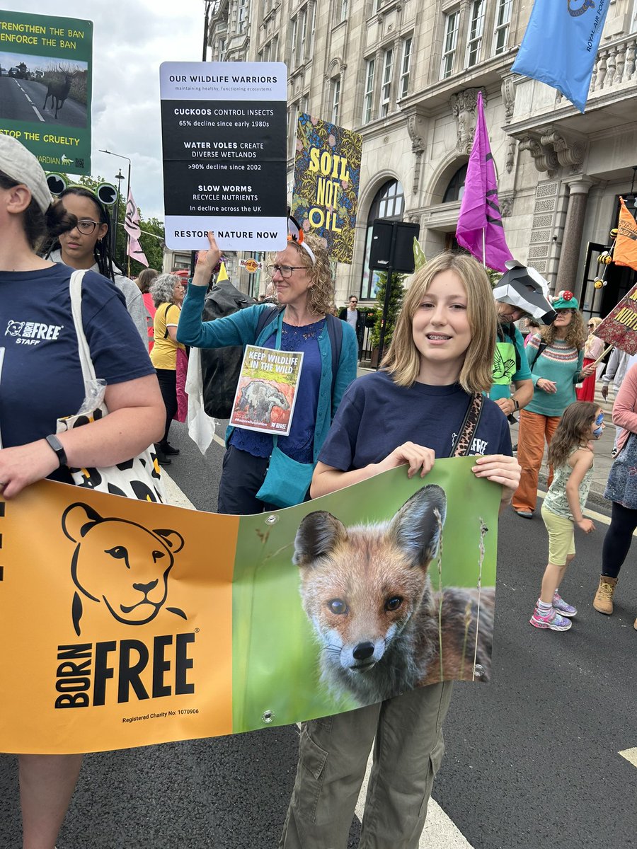 thinkingthea's tweet image. In the words of my hero David Attenborough ‘What happens next is up to us’… 
Stand up for nature
Stand up for the climate
Stand up for our planet
Make a difference 💚
@BornFreeFDN @RNNMarch @YouthForChange @youthforanimals @ClimateCYouth @youthfornature