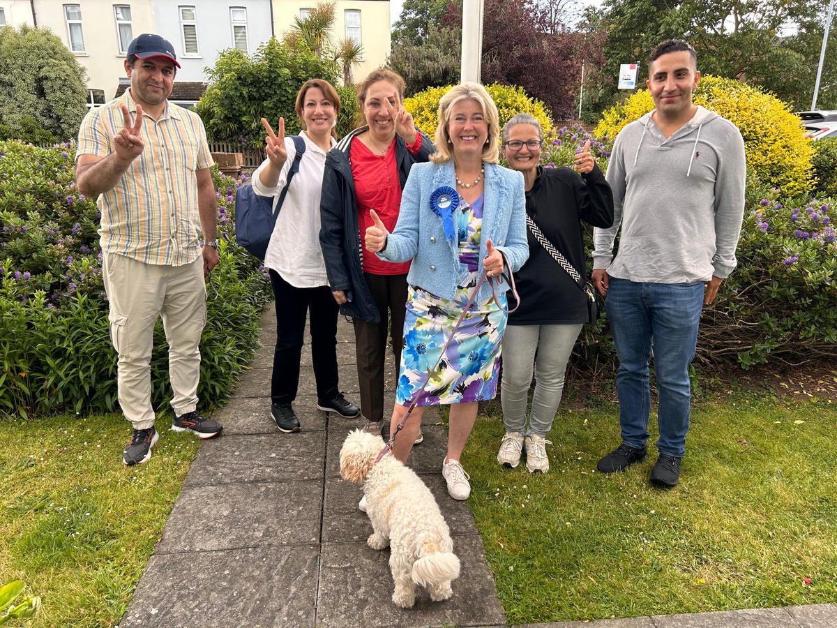 Anna_Firth's tweet photo. Another #SuperSaturday across Southend West and Leigh!

Great to be out with family, friends and supporters in #StLaurence and #EastwoodPark today.

Lots of support from residents for my positive vision for our city.

#VoteAnnaFirth #AnnaFirth4SouthendWestandLeigh #GeneralElection2024
