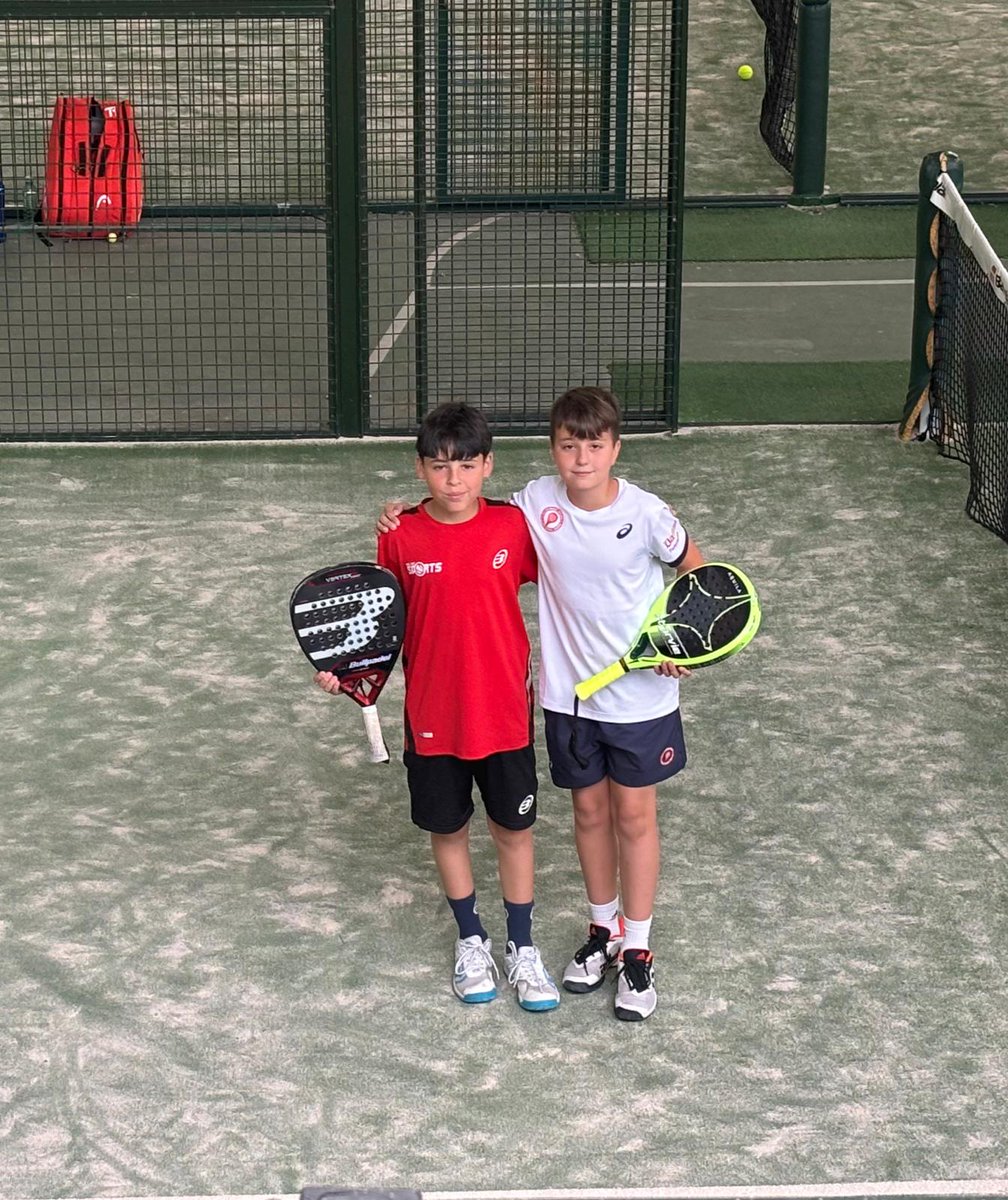 ¡Victoria en las tres semifinales de la tarde! Mañana a las 9:15h, nuestros jugadores y sus parejas jugarán las finales del #TyCPremium3 🔛💣