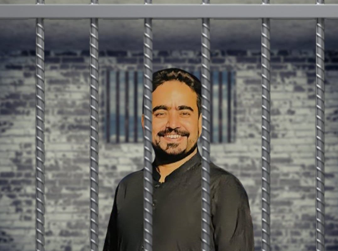 گلگت بلتستان اگر اٹھو گے نہی تو اٹھائے جاوگے 
آس سے پہلے کہ چراخ سب کے بجھیں اس اس بھیانک طوفان کو روکو 
#FreeYawarAbbas
