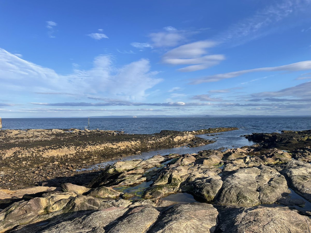 Big treat on final day on trip to Scotland - the freshest fish and chips down by the harbour followed by Janettas tablet ice cream #Pittenweem👌 🏴󠁧󠁢󠁳󠁣󠁴󠁿