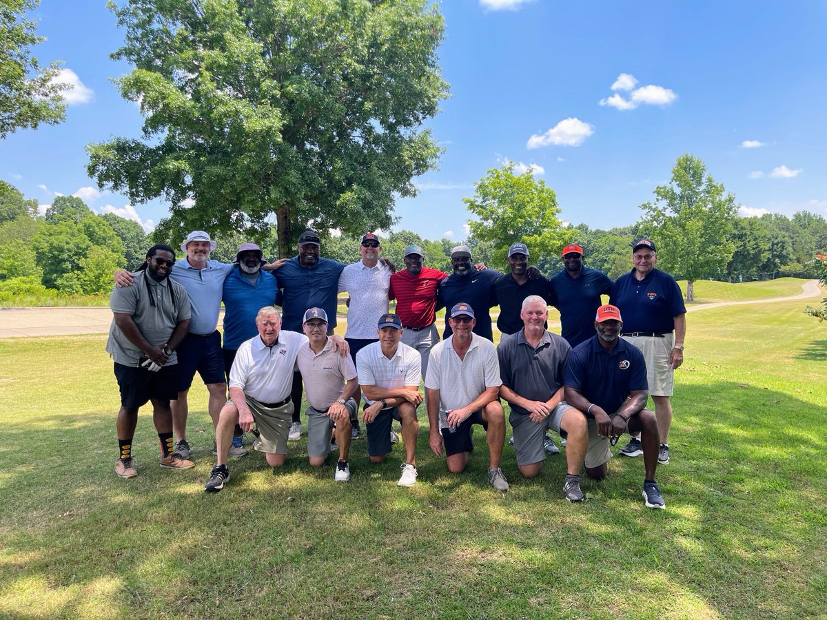 #wearemartinmade #utmartin Nothing like playing a round of golf with my brothers.