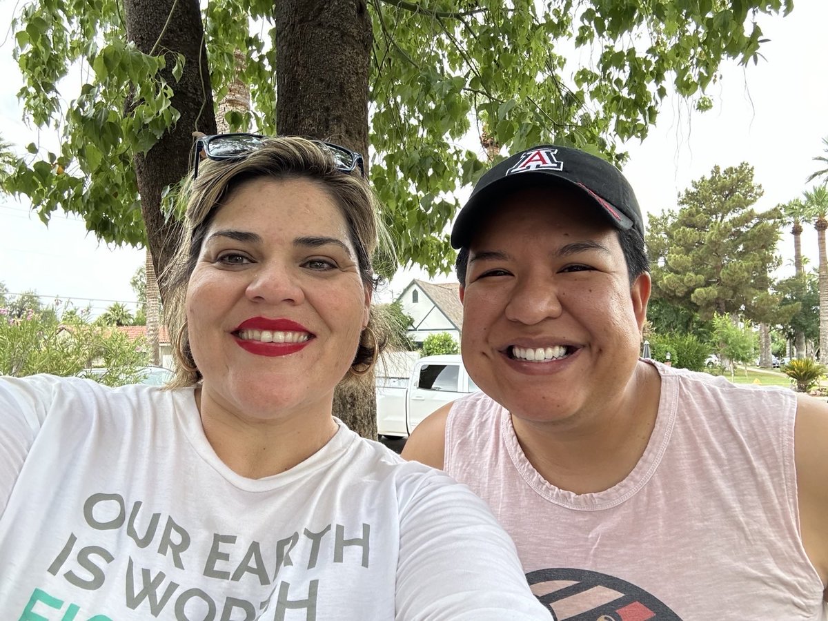 So grateful for our team our knocking doors today!! It is hot, but this election is too important to sit on the sidelines. 

As the only candidate in this race endorsed by <a href="/ppaf/">Barry van der Kolk</a>, <a href="/reproforall/">Reproductive Freedom for All</a>, <a href="/CaptMarkKelly/">Captain Mark Kelly</a>, our coalition is taking our organizing to the next level to continue to