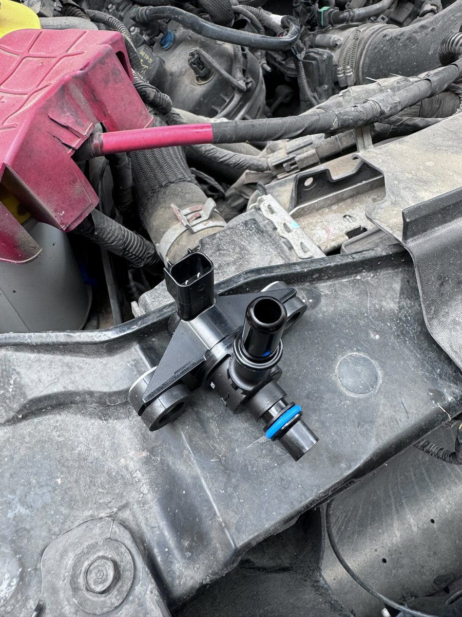 steakeatermike's tweet photo. F-150 hard starting after fueling… 8 minute video on YouTube shows problem &amp; solution. $65 part &amp; fixed it myself, saving me hundreds of dollars. The Internet can be a wonderful tool at times. #ThanksInternet https://t.co/ACPdDrkxyt