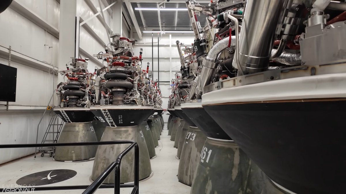 LEOrbitSpace's tweet image. Charla super interesante sobre el motor Raptor, las fortalezas y las debilidades que tiene a día de hoy esta versión

Y un poco sobre la v3 de estos motores, que traerán muchas mejoras con respecto a los actuales

Min 41:00

youtube.com/watch?v=aFqjoC…

#SpaceX #Starship #Starbase