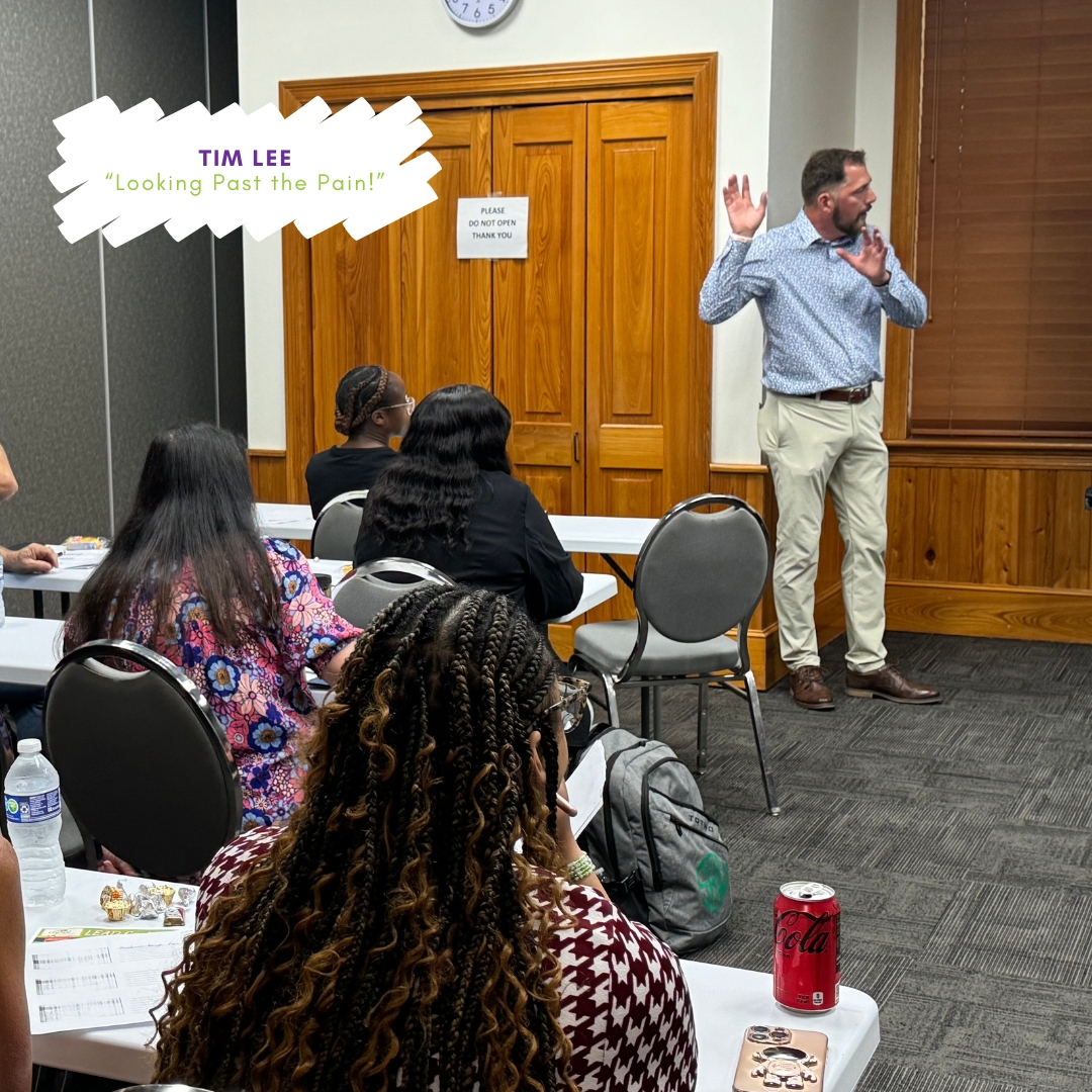 goAPEL's tweet image. 🌟 Highlights from A+PEL's LEAD Conference! 🌟

👩‍🏫 Dolores Cormier-Zenon - "Exploring Accomplished Teaching"

🧠 Tim Lee - "Looking Past The Pain!"

📖 Brittany Taraba - "The Science of Reading, Data, and MTSS

Thank you to our presenters! 🙌✨ #LEADConference