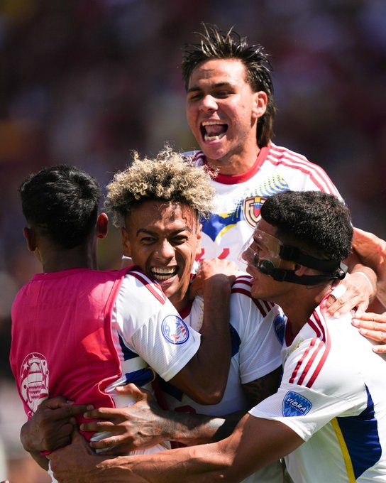 Samuel Vargas tweet media