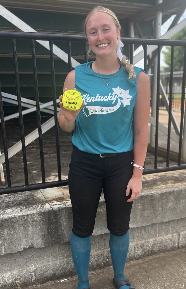 BCHS Softball tweet media