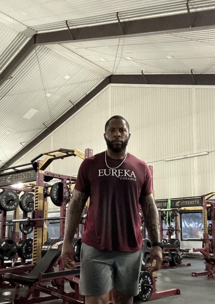 Coach Starks (@starks94) on Twitter photo Here <a href="/ECRDFootball/">Eureka College Football</a> We won’t ask you as student athletes to do something we never, can’t, or won’t do! GOALS Are To Build, Develop and Create Opportunities For Our Student Athletes!
#football
#sowtheseeds
#NewteamNewCultureNewResults
Apply today eureka.edu/admissions-and… Here <a href="/ECRDFootball/">Eureka College Football</a> We won’t ask you as student athletes to do something we never, can’t, or won’t do! GOALS Are To Build, Develop and Create Opportunities For Our Student Athletes!
#football
#sowtheseeds
#NewteamNewCultureNewResults
Apply today eureka.edu/admissions-and…