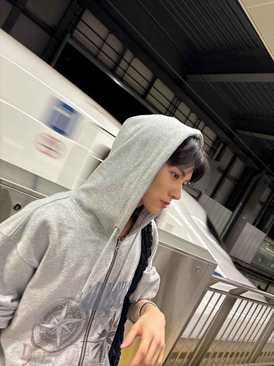 📲 | W UPDATE

#IAN : Meow

#루네이트 #LUN8  | 🦊