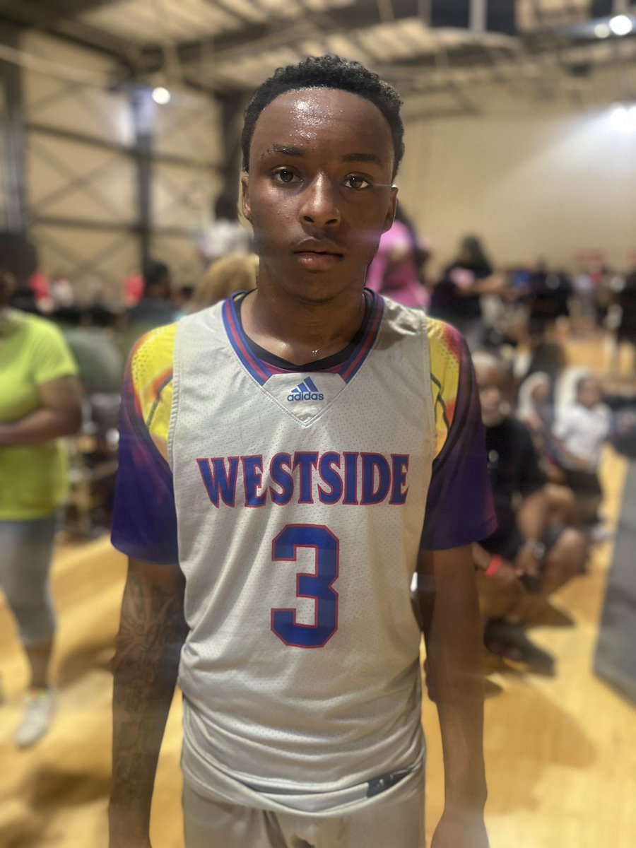 Aldrion Jones 6’3 G 2025 Westside- Augusta

Plays above the rim connecting on a big alley oop to seal the Win over norcross. Knocked down some big 3s and was aggressive getting to the basket. Quality pieces that does a bit of everything needed for a win.