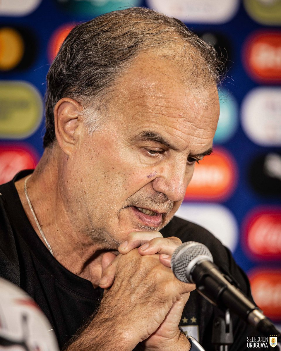 💬 “𝐄𝐬𝐭𝐚𝐦𝐨𝐬 𝐚𝐧𝐬𝐢𝐨𝐬𝐨𝐬 𝐩𝐨𝐫 𝐝𝐞𝐦𝐨𝐬𝐭𝐫𝐚𝐫 𝐞𝐥 𝐧𝐢𝐯𝐞𝐥 𝐪𝐮𝐞 𝐬𝐨𝐦𝐨𝐬 𝐜𝐚𝐩𝐚𝐜𝐞𝐬 𝐝𝐞 𝐡𝐚𝐜𝐞𝐫”

Marcelo Bielsa atendió a los medios desde el Hard Rock Stadium.

🔜 AUF.tv 

#ElEquipoQueNosUne