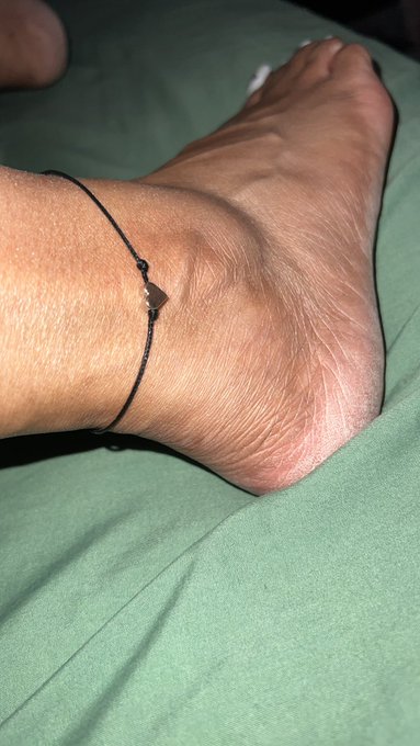 Some moisturising required tonight! https://t.co/VWK0iB1nHE