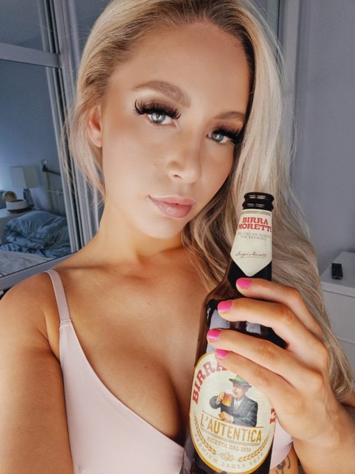 Beer weather ☀️ https://t.co/8CHBkLq3r1