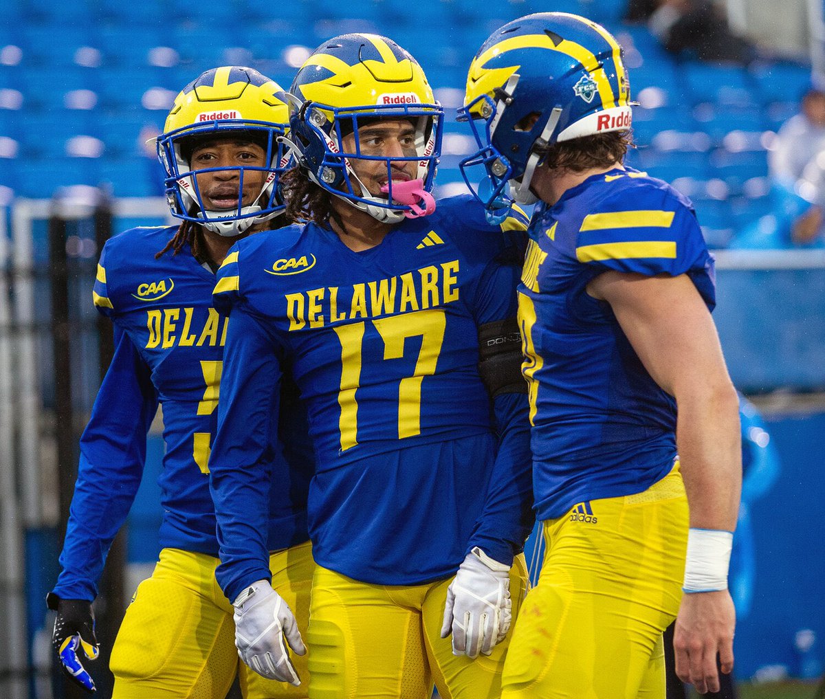 After a great conversation with @Coach_AnrewP I am blessed to receive an offer from UD - University Of Delaware!!! Home State! <a href="/Delaware_FB/">Delaware Football</a> <a href="/UDBlueHens/">Delaware Blue Hens</a> <a href="/TerenceArcher/">Coach Archer</a> <a href="/EdOBrienCFB/">EdOBrien247</a>