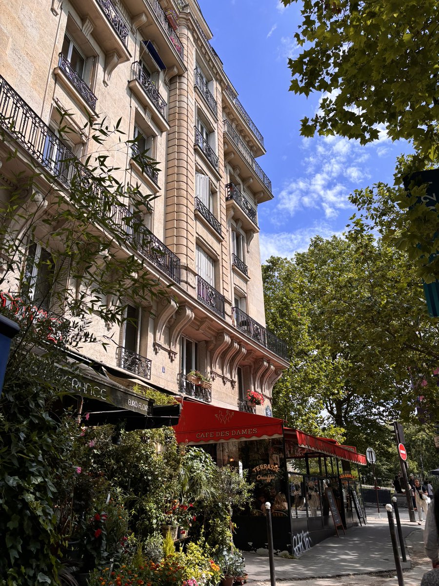 Bucciarati tweet media