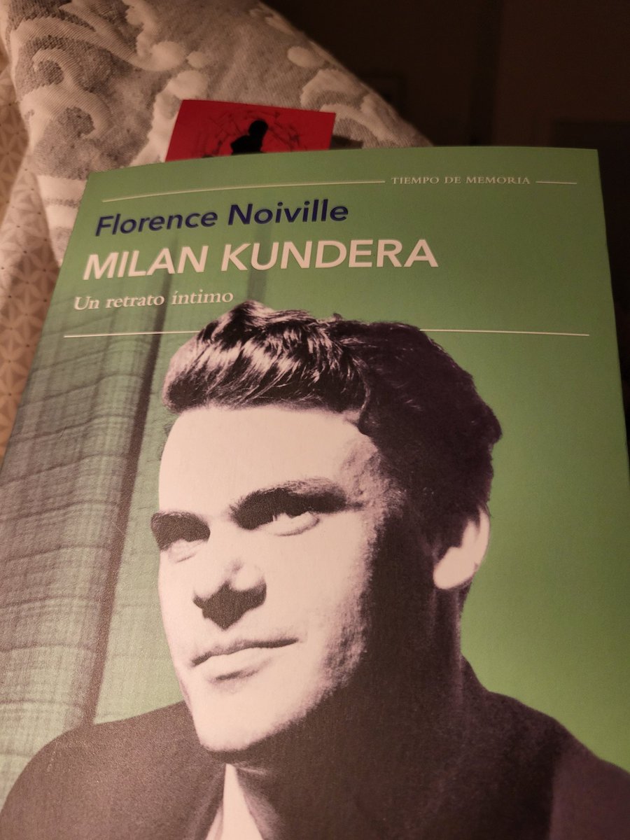 Una nueva  recomendación de @alomasimpe 
Lo he leído todo de Kundera espero que no me lleve una decepción 🤞🤞