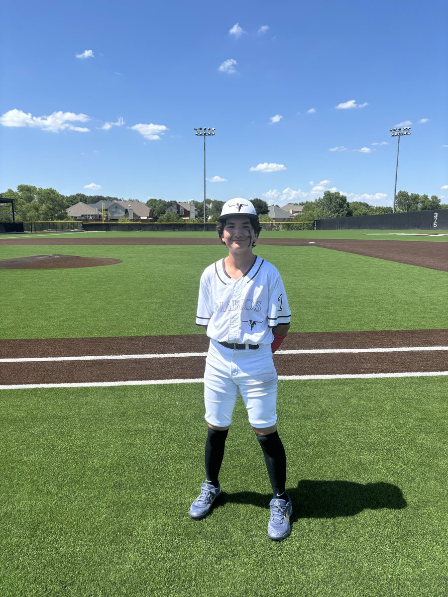 #DFWShowdownSS F: Diablos 8, 5 Star Performance DFW 2027 Rogers 5
PoG: Saniel Rostro 2-3, 2B, 3B, 3 RBI, R, BB
Pitcher: <a href="/ChristianManoh/">Christian Manoleas</a> 5 IP, K