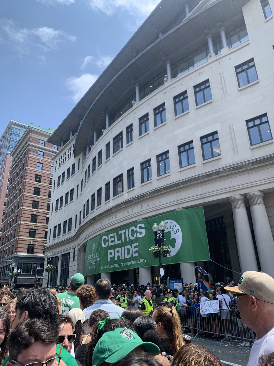 molxdefosche's tweet photo. #boston https://t.co/K7kcS9g8Zt