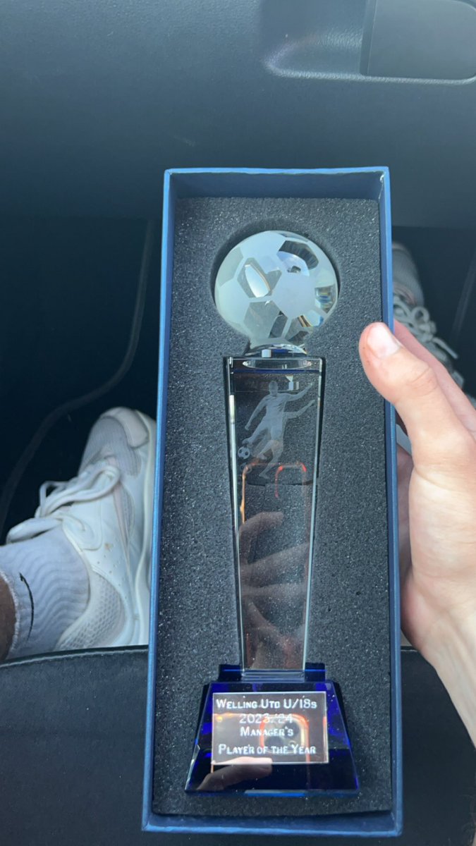 23/24 - STATS - CM - 17
Bearsted 1st’s - 10+ apps, first senior goal, first start
Bearsted 23’s - Manager’s Player of the Season🏆
Welling United u18 - Manager’s Player of the Season🏆, 15 goals 18 games
Hungry for more⏳…