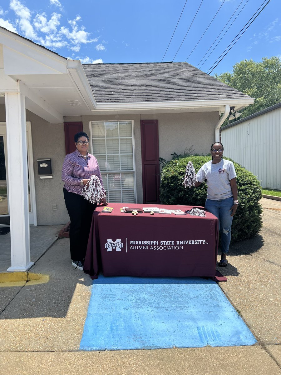 MsuLowndes's tweet photo. Just a few photos from the blood drive today! https://t.co/vsrLAhXMOj