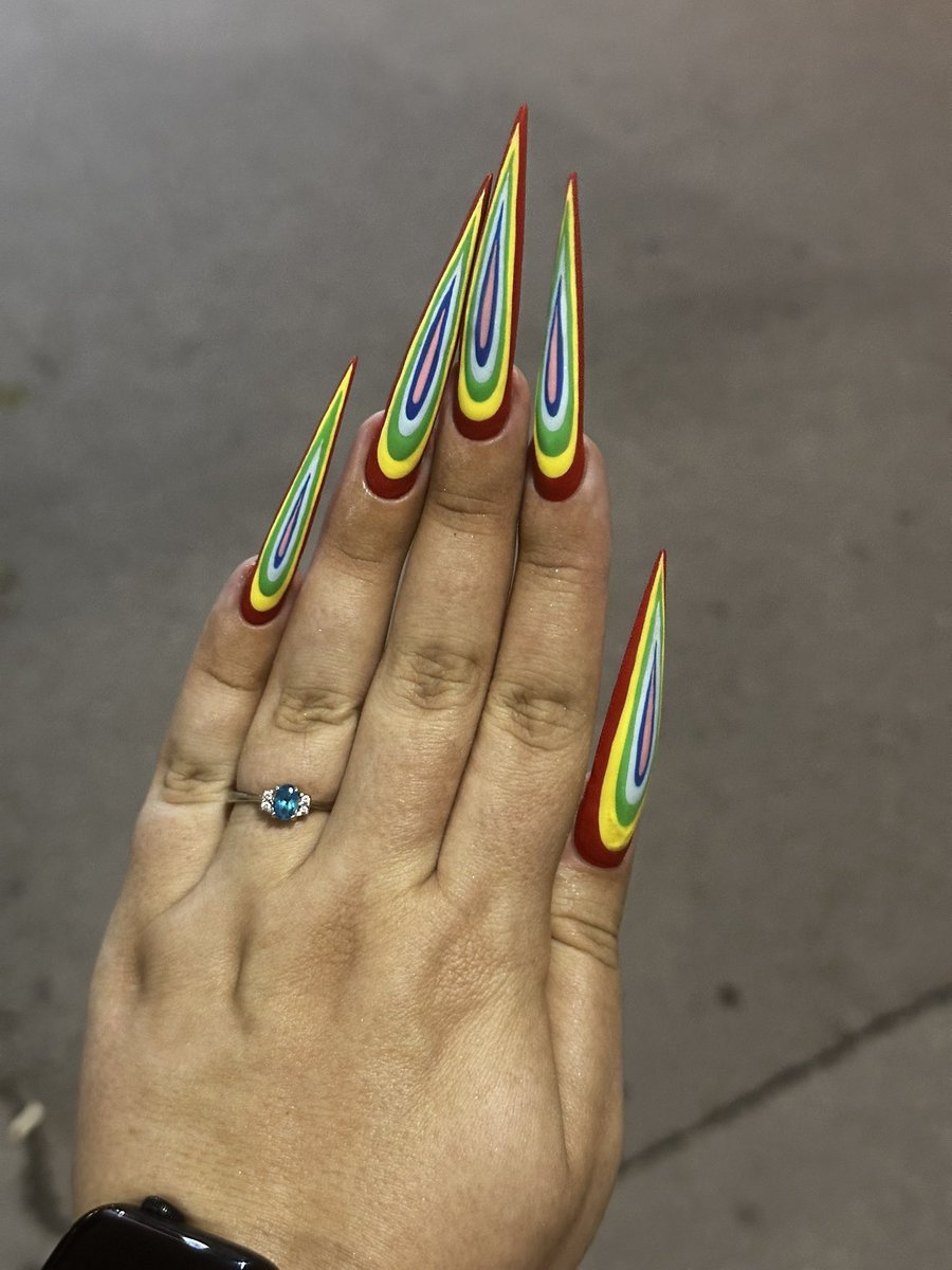 artbybluefox's tweet image. fresh clawssssssssss. infrared. design by me.
