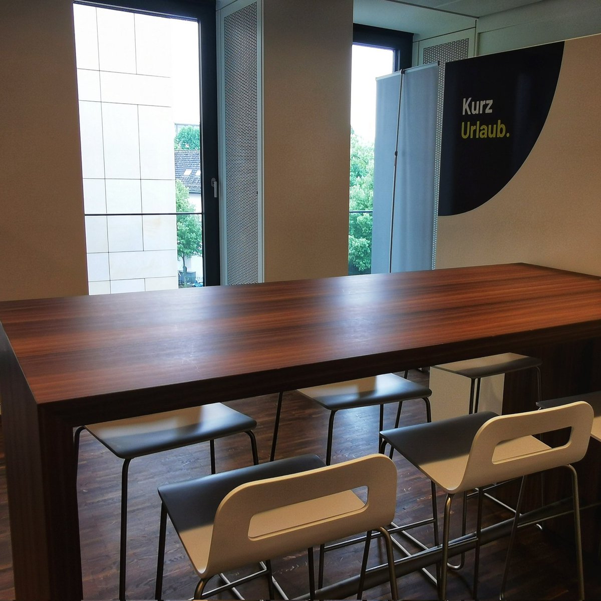 SvenKlaus's tweet image. Juhuu, wir haben einen Industriepartner (Logo auf dem zweiten Bild) für unser #Softwareprojekt in der #Informatik , #HochschuleMannheim für das kommende WS 😊
#hma #sep
Für alle, die das zweite Bild suchen 😜 Auftraggeber darf geraten werden 😈 1. Hinweis: Nicht nur 3 Buchstaben.