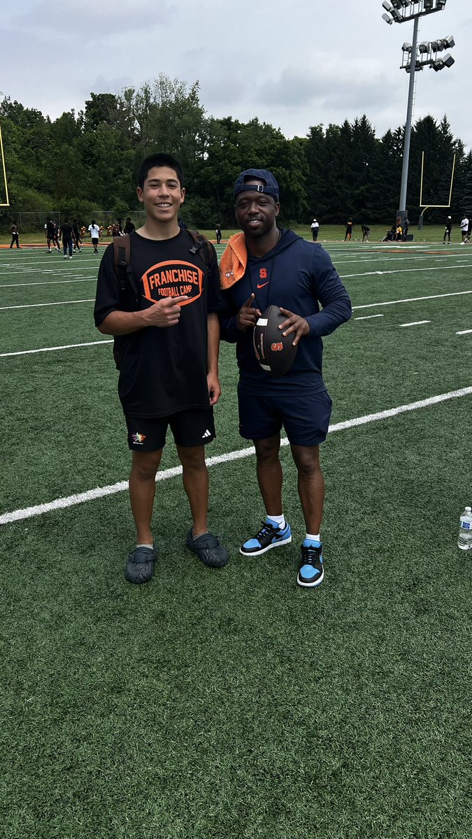 JAYDEN TAYLOR (FIZZ) | 2028 (@jayden_taylor08) on Twitter photo AG2G! After a great camp I have been BLESSED to receive my FIRST offer from Syracuse University! Go Orangemen!
<a href="/CuseFootball/">Syracuse Football</a> <a href="/CoachDRedd/">Devin Redd</a> <a href="/ArmondSr/">ArmondSr</a> <a href="/WRCoachmj/">Mike Johnson</a> <a href="/FranBrownCuse/">Fran Brown</a>
<a href="/EliteAthletes_/">Elite Athletes / Jeff Johnson</a> <a href="/boscofootball/">Bosco Football</a> <a href="/NLProspect/">Next Level Prospect</a>
@On3Recruits <a href="/On3sports/">On3</a> <a href="/Rivals/">Rivals</a>
<a href="/247Sports/">247Sports</a> <a href="/GregBiggins/">Greg Biggins</a> AG2G! After a great camp I have been BLESSED to receive my FIRST offer from Syracuse University! Go Orangemen!
<a href="/CuseFootball/">Syracuse Football</a> <a href="/CoachDRedd/">Devin Redd</a> <a href="/ArmondSr/">ArmondSr</a> <a href="/WRCoachmj/">Mike Johnson</a> <a href="/FranBrownCuse/">Fran Brown</a>
<a href="/EliteAthletes_/">Elite Athletes / Jeff Johnson</a> <a href="/boscofootball/">Bosco Football</a> <a href="/NLProspect/">Next Level Prospect</a>
@On3Recruits <a href="/On3sports/">On3</a> <a href="/Rivals/">Rivals</a>
<a href="/247Sports/">247Sports</a> <a href="/GregBiggins/">Greg Biggins</a>