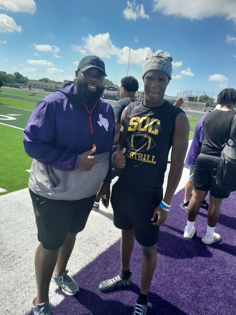 Dewalon Butler (@dewalonb) on Twitter photo #AGTG After a great camp and a amazing talk with <a href="/CoachJohnson99/">Gennard Johnson</a> I am blessed to receive my first offer from @sagu
<a href="/coach_traylor/">Coach Traylor</a> <a href="/Coach__Buck/">Coach Buck</a> <a href="/SOCGoldenBearFB/">SOC Football</a> <a href="/coach_hudgins/">Jared Hudgins</a> <a href="/Coach_Dspencer/">Domenic D. Spencer</a> <a href="/oakcliffboi/">Marcus McGrew</a> <a href="/Rivals/">Rivals</a> <a href="/MikeRoach247/">Mike Roach</a> #AGTG After a great camp and a amazing talk with <a href="/CoachJohnson99/">Gennard Johnson</a> I am blessed to receive my first offer from @sagu
<a href="/coach_traylor/">Coach Traylor</a> <a href="/Coach__Buck/">Coach Buck</a> <a href="/SOCGoldenBearFB/">SOC Football</a> <a href="/coach_hudgins/">Jared Hudgins</a> <a href="/Coach_Dspencer/">Domenic D. Spencer</a> <a href="/oakcliffboi/">Marcus McGrew</a> <a href="/Rivals/">Rivals</a> <a href="/MikeRoach247/">Mike Roach</a>