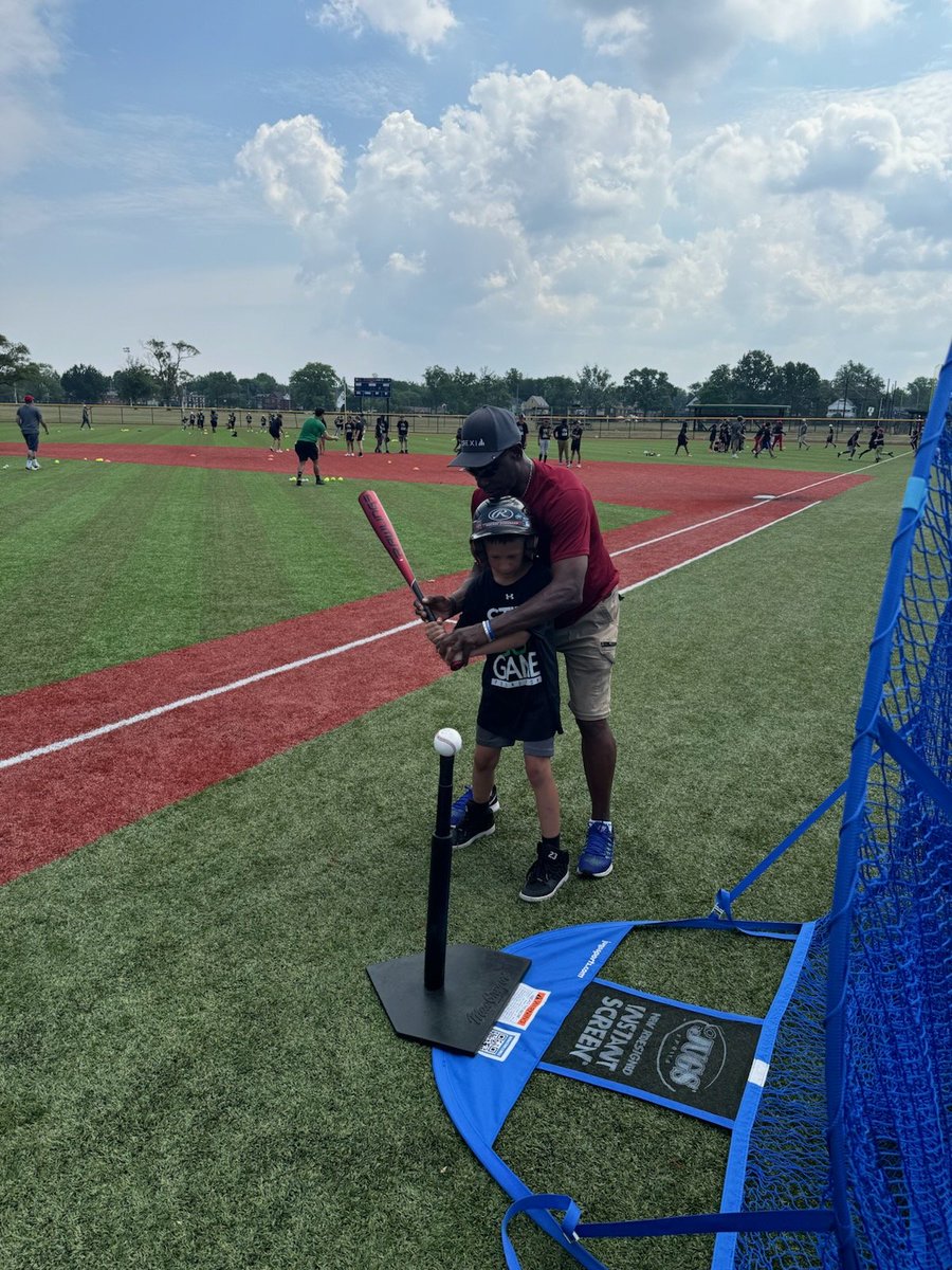 Still Got Game Foundation (@stillgotgame) on Twitter photo Today #SGGF board member <a href="/Kenny_Lofton7/">Kenny Lofton</a> returned to CLE to host one of our popular youth clinics. He was joined by <a href="/BaergaCarlos/">Carlos Baerga</a> & Julian Tavarez. Thank you to <a href="/CLEInspires/">CLE Inspires</a> & <a href="/CalRipkenSrFdn/">Cal Ripken Sr Fdn</a> for their ongoing support in helping us share ⚾️ with everyone! Today #SGGF board member <a href="/Kenny_Lofton7/">Kenny Lofton</a> returned to CLE to host one of our popular youth clinics. He was joined by <a href="/BaergaCarlos/">Carlos Baerga</a> & Julian Tavarez. Thank you to <a href="/CLEInspires/">CLE Inspires</a> & <a href="/CalRipkenSrFdn/">Cal Ripken Sr Fdn</a> for their ongoing support in helping us share ⚾️ with everyone!