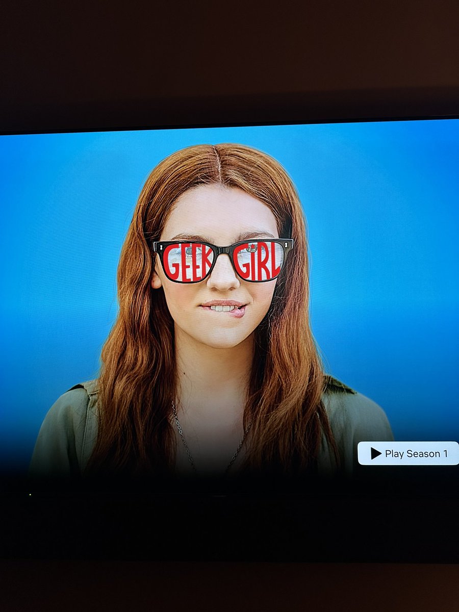 Now this is a lip bite... 🫦
