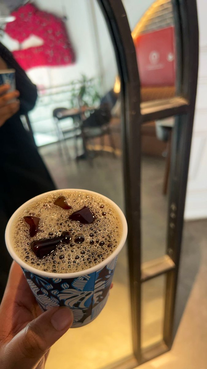 مِكانًا تألفَه ، و قهوَة تألفك🤎.