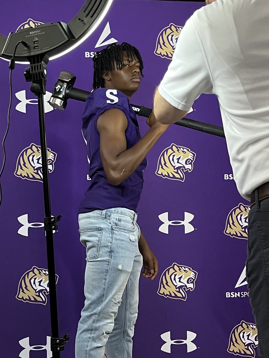 Donovan Quary, Jr (DJ) QB/ATH 2025 (@djquary) on Twitter photo Thank you <a href="/CoachMacSewanee/">Andy McCollum</a> <a href="/CoachGC_Hobbs/">Graham Carter Hobbs</a> all the coaches & players <a href="/SewaneeFootball/">Sewanee Football</a> for showing me a great time today! #PoundTheRock #J1v9 #DualthreatQB <a href="/coachStan8/">Reggie Stancil</a> <a href="/DaculaRecruits/">Dacula Recruits</a> <a href="/ABJenkinsElite/">Adam Byrne</a> <a href="/NEGARecruits/">Northeast Georgia Recruits</a> <a href="/RecruitGeorgia/">Recruit Georgia</a> <a href="/BigFaceSportss/">BigFaceSports, (Recruiting & Scouting)</a> Thank you <a href="/CoachMacSewanee/">Andy McCollum</a> <a href="/CoachGC_Hobbs/">Graham Carter Hobbs</a> all the coaches & players <a href="/SewaneeFootball/">Sewanee Football</a> for showing me a great time today! #PoundTheRock #J1v9 #DualthreatQB <a href="/coachStan8/">Reggie Stancil</a> <a href="/DaculaRecruits/">Dacula Recruits</a> <a href="/ABJenkinsElite/">Adam Byrne</a> <a href="/NEGARecruits/">Northeast Georgia Recruits</a> <a href="/RecruitGeorgia/">Recruit Georgia</a> <a href="/BigFaceSportss/">BigFaceSports, (Recruiting & Scouting)</a>