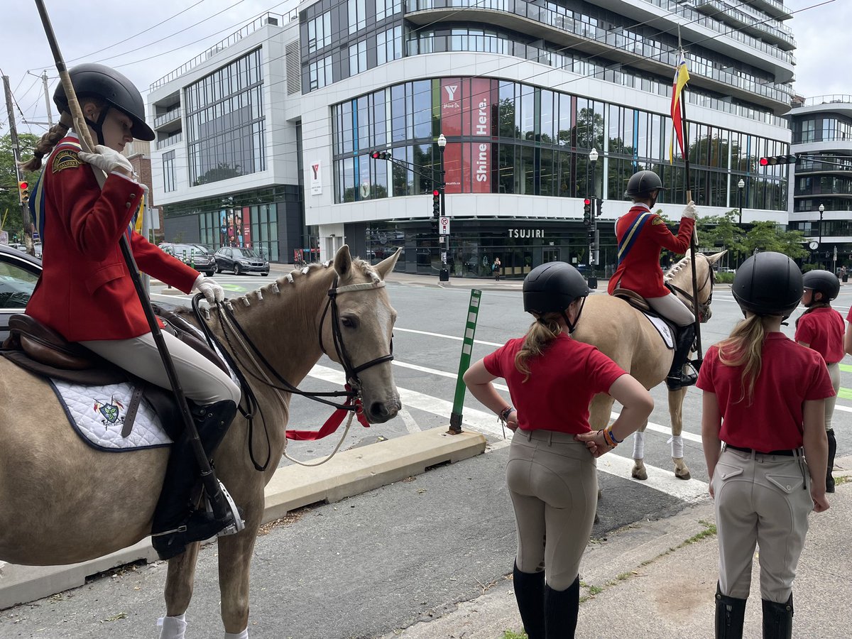 Halifax Lancers (@halifax_lancers) on Twitter photo We were honoured to be invited to help the Friends of the Public Gardens celebrate their 40th year of protecting and preserving the <a href="/HfxPublicGarden/">Halifax Public Gardens</a> ! Ben and Ollie joined by some Junior riders had a great time meeting you all today ❤️🐴
#horsesofhalifax #urbanbarn We were honoured to be invited to help the Friends of the Public Gardens celebrate their 40th year of protecting and preserving the <a href="/HfxPublicGarden/">Halifax Public Gardens</a> ! Ben and Ollie joined by some Junior riders had a great time meeting you all today ❤️🐴
#horsesofhalifax #urbanbarn