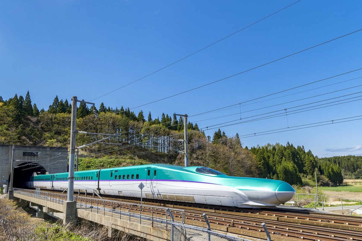 jreast_tour's tweet photo. 本日6月23日は…🚄

#東北新幹線開業日

昭和57年6月23日、埼玉県大宮駅と岩手県盛岡駅を結ぶ東北新幹線が開業しました✨ https://t.co/QGi3SawG4S