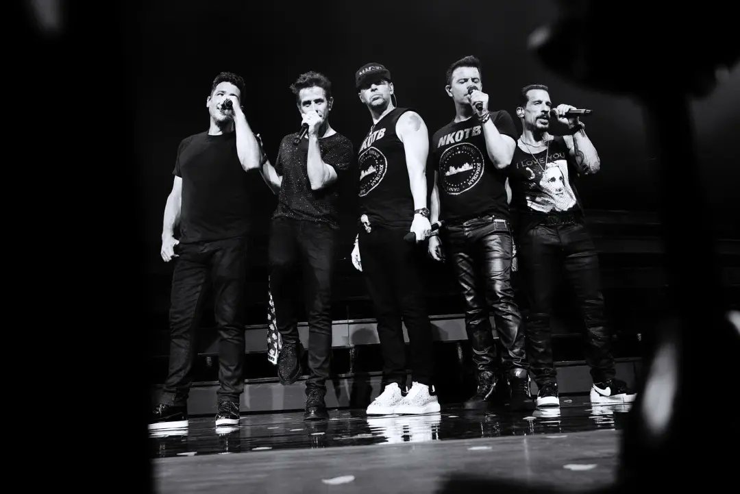 #Repost <a href="/dannywood/">Danny Wood</a> Another amazing night <a href="/riverbendpnc/">Riverbend Music Center</a> So much #bhlove everywhere I looked!!! The #magicsummertour2024 so far has been very #magical 📸: <a href="/ParisVisone/">Paris Visone</a>